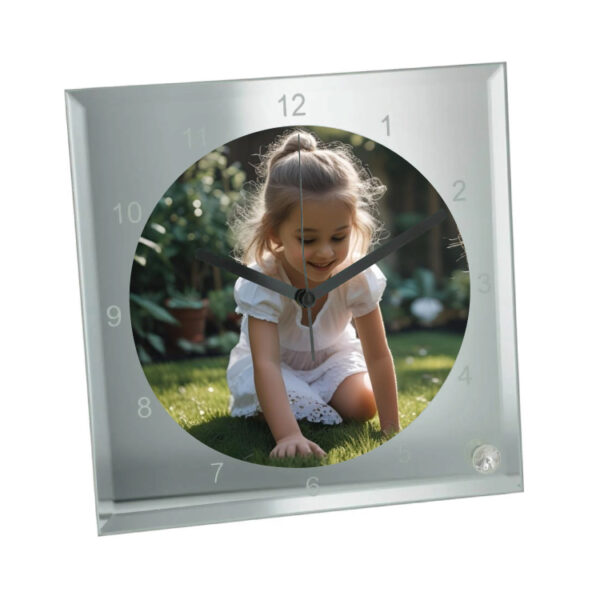 1013.01 klok vierkant 20cm voorbeeld